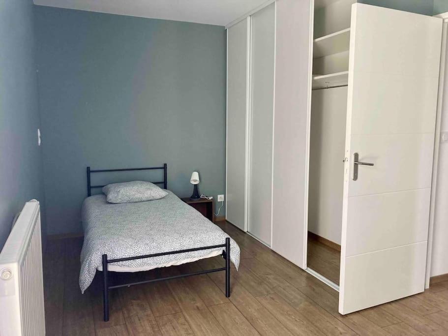 Quai Sud - Gare, 100 M2, Parking, Wifi, Superette, Lave Linge Apartment Angers Exterior photo